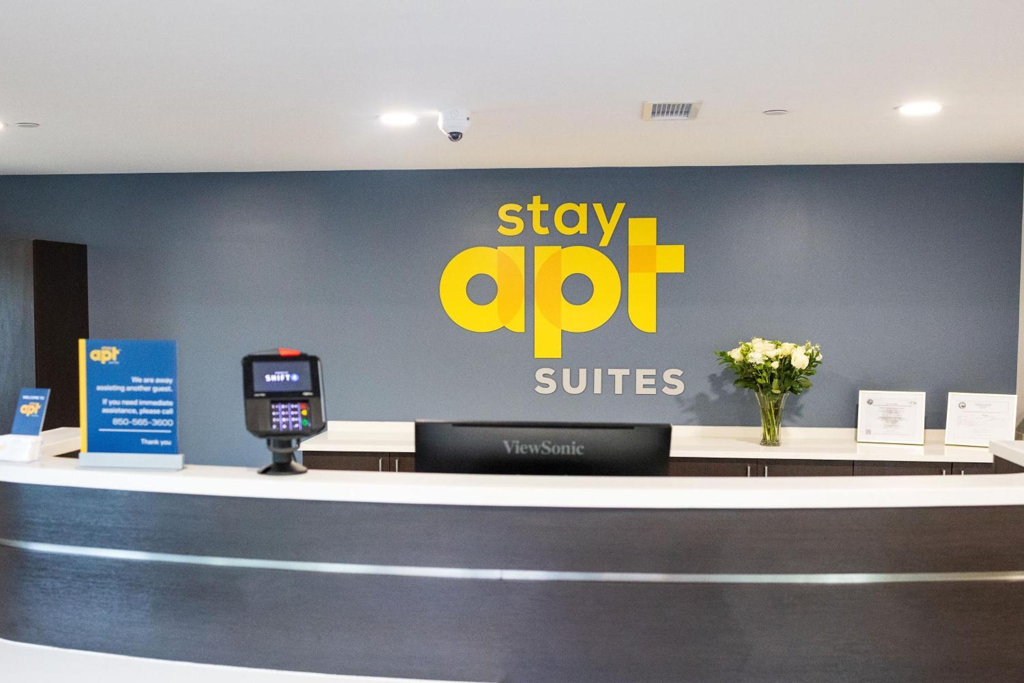 Stayapt Suites Charlotte North Хънтърсвил Екстериор снимка